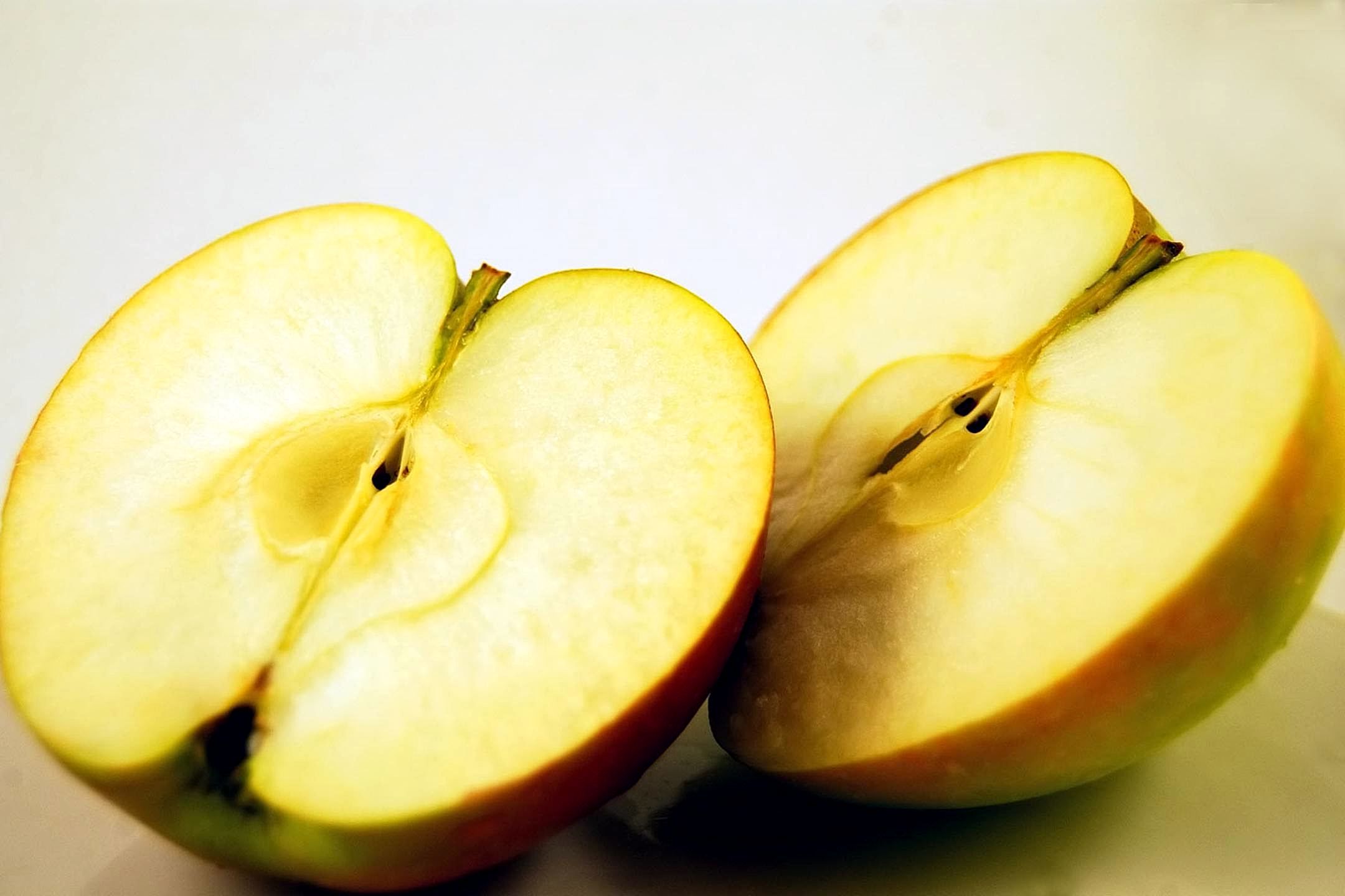 Jak rozkrojit jablko?